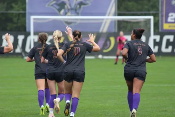 No. 5 Mavericks set to face Jimmies and Wolves in an NSIC Weekend Road Trip