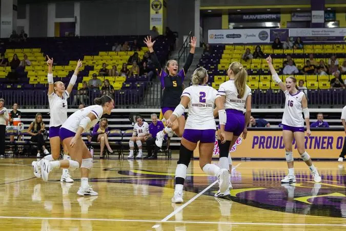 Mavericks Prepare to Face Sioux Falls and No. 14 Southwest Minnesota State