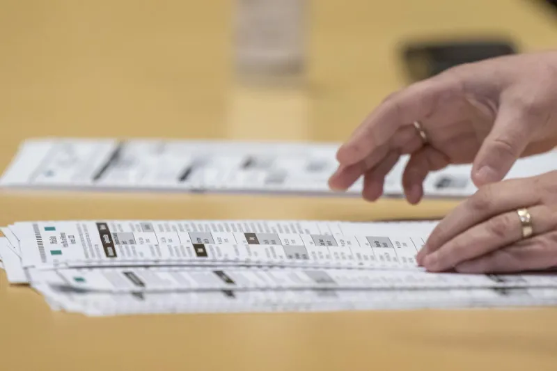 Absentee Voting Opens for Midterm Election in Minnesota