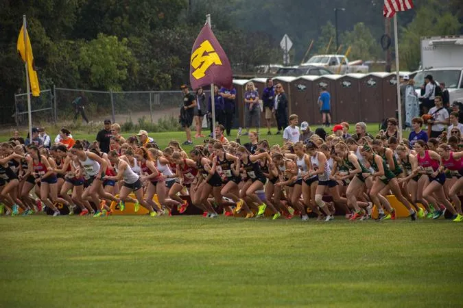 Mavericks Cross-Country both finish Top Ten in 40th Annual Roy Griak Invitational