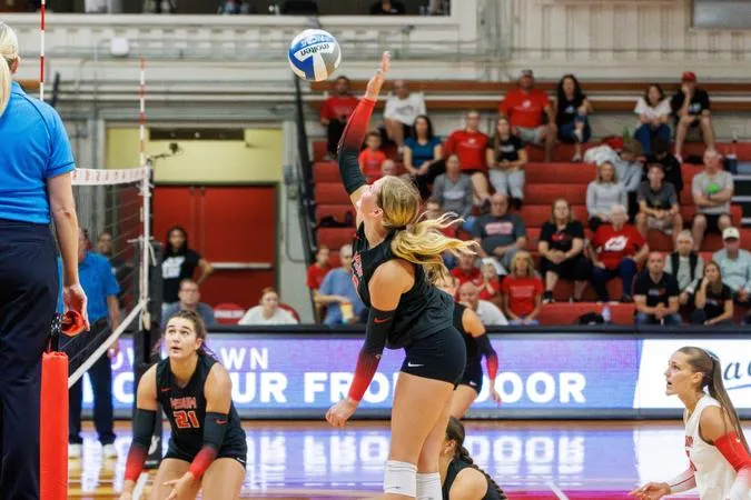 Moorhead Completes Weekend Sweep at Home