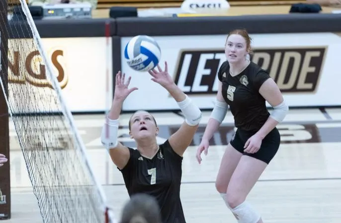 SMSU volleyball earns third straight victory with sweep over MSU