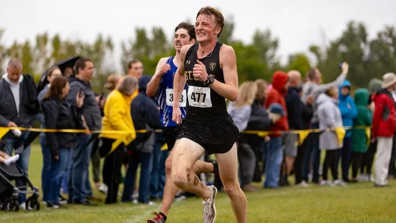 No. 22 men's cross country second at St. Olaf Invitational
