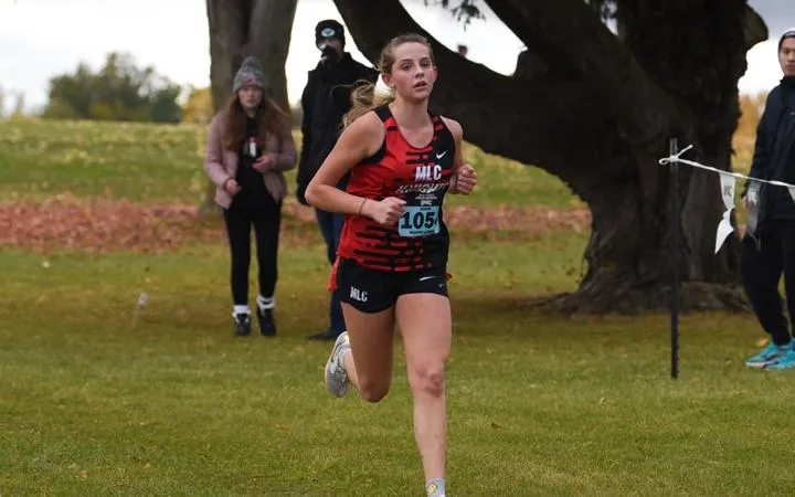 Women's cross country finishes 12th at St. Olaf Invitational