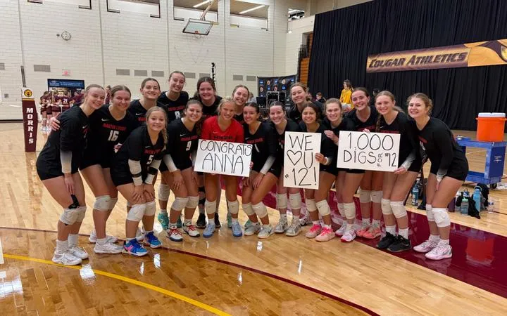 Kieselhorst hits 1,000 digs as Knights drop final match vs. Concordia
