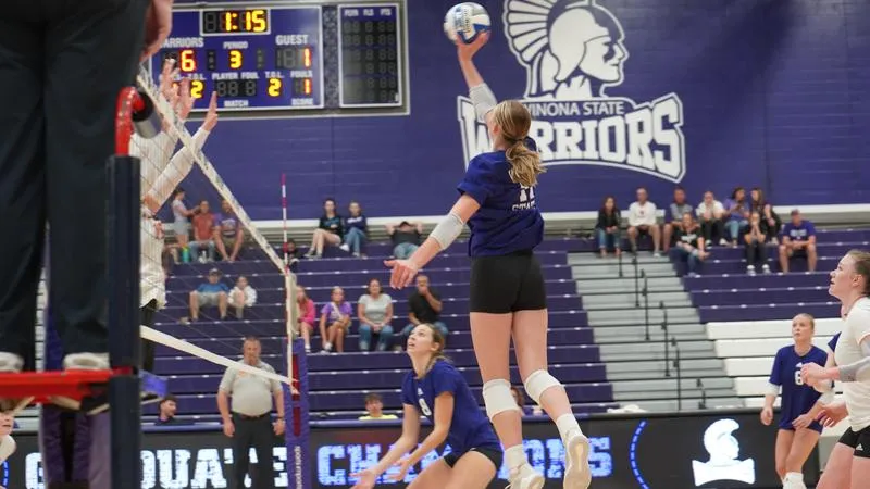 Warriors Fall in Four Sets at Augustana