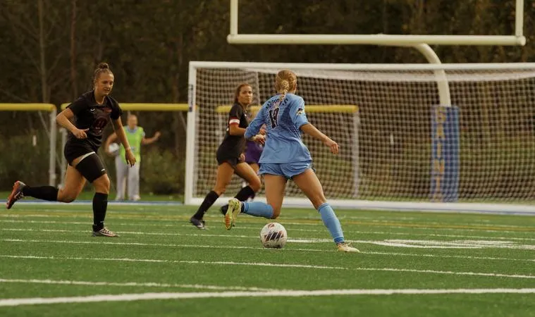 Late Goal Pushes UW-River Falls Past Women's Soccer, 2-1