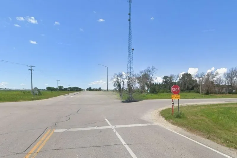 2 children Among 5 People Involved in Dodge County Injury Crash