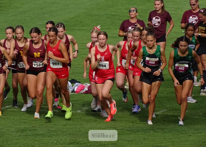 LHS cross country participates in Rochester Mayo Invite