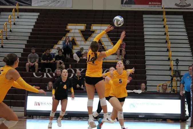 Minnesota Crookston Volleyball Set for Split Weekend at Home Against MSU Moorhead, On Road at Minnesota Duluth
