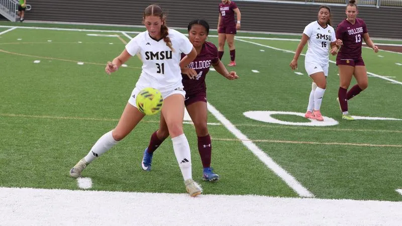 Mustangs drop heartbreaker in final minute against SCSU