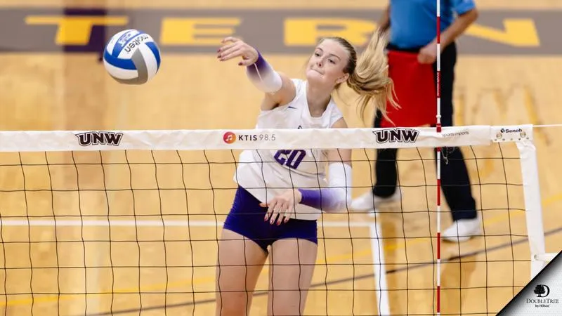 Eagles Sweep 'Jackets in Highly-Anticipated UMAC Bout