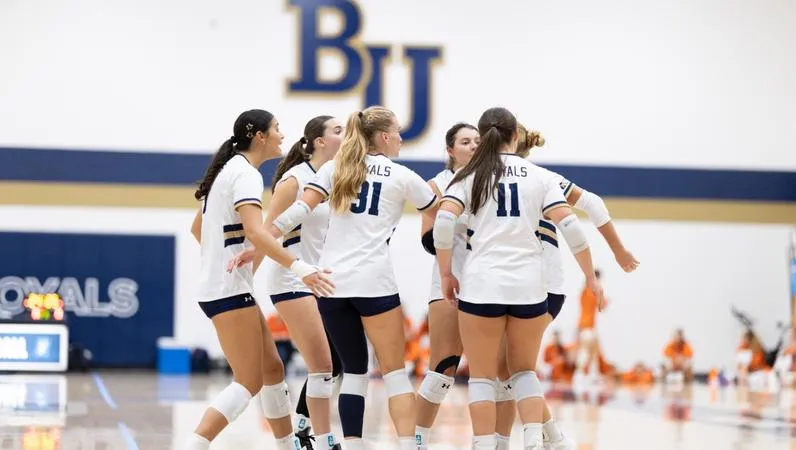 Royals Split Opening Day at Hope Tournament
