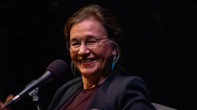 Louise Erdrich wins the Gish Prize, a top arts honor