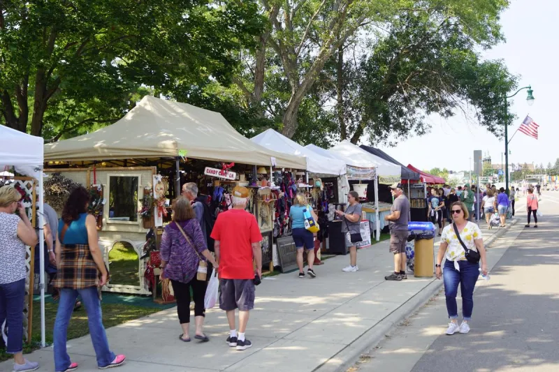 Time Running Out to Vote For Little Falls For Best Craft Fair