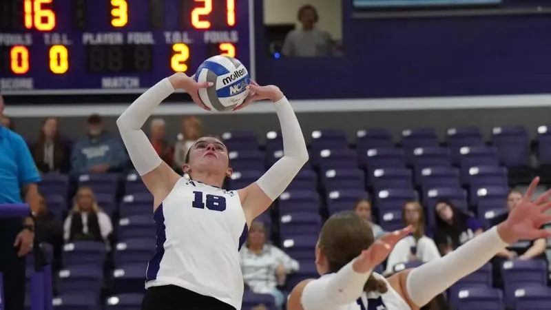 Warriors Volleyball loses to Minnesota State in three hard-fought sets.