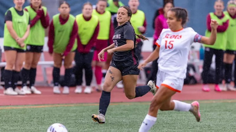 Strong Defensive Effort from Pipers in Close Loss To Macalester