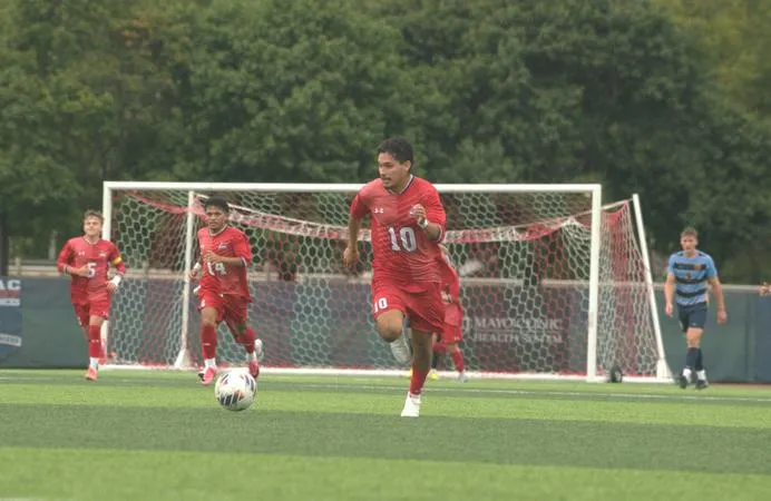 Early Lead Dwindles: Saints Spoil Senior Day