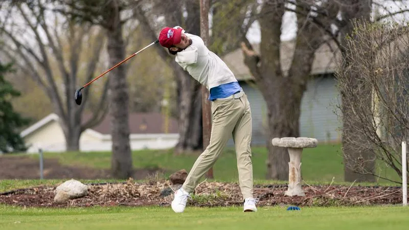 SJU in Second After First Round of Fall Invite