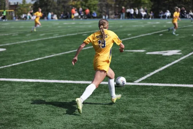 Women's Soccer Falls at Saint Mary's, 3-1