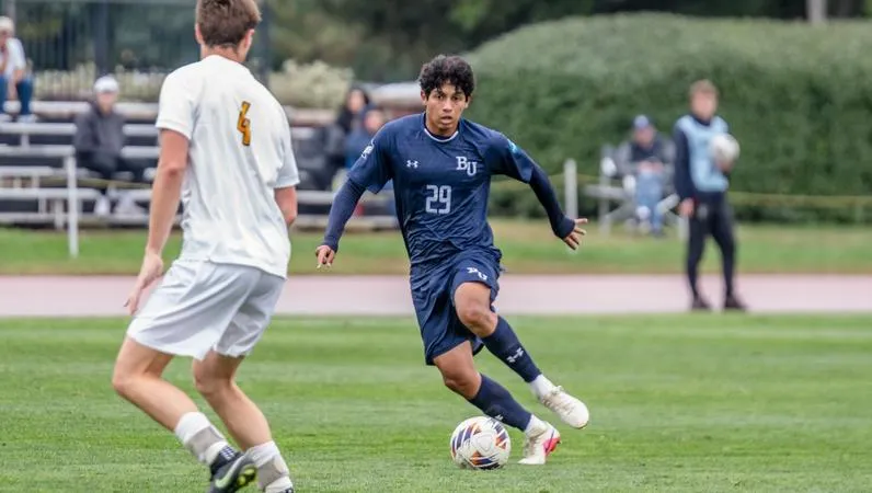 Royals Held Off by Gustavus