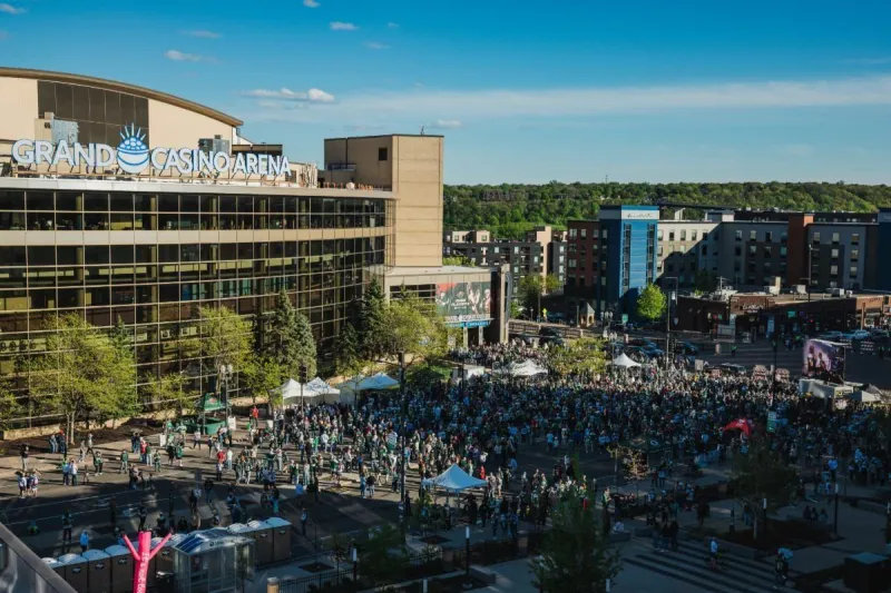 Grand Casino Arena Seeks Minnesota Artists For First Public Mural Project