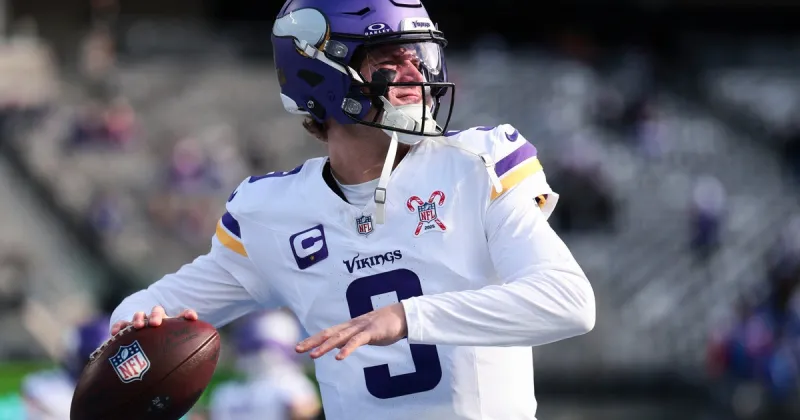 Vikings trade former first-round pick QB J.J. McCarthy to Giants