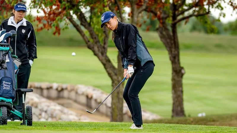 Women's Golf: Marley Zhang Chosen MIAC Athlete of the Week