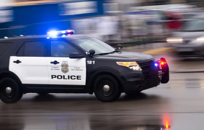 3 Dead, 4 Hurt After Stolen Car Hits Semi Near U of M Campus