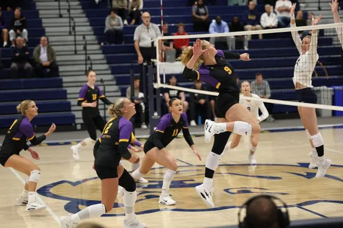 Minnesota State Falls to No. 5 Concordia-St. Paul on the Road