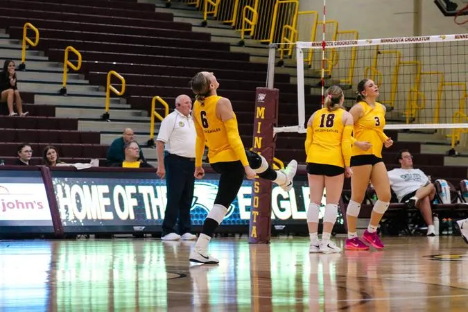 Minnesota Crookston Falls in Straight Sets to Bemidji State