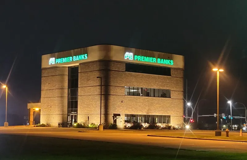 Premier Bank Minnesota Finalizes Rochester Branch Consolidation Plan