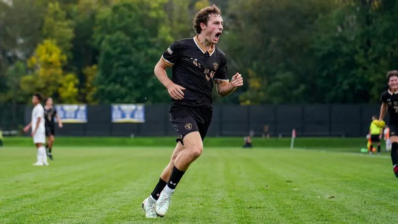 Top-ranked men's soccer scores three times late in win at Carleton