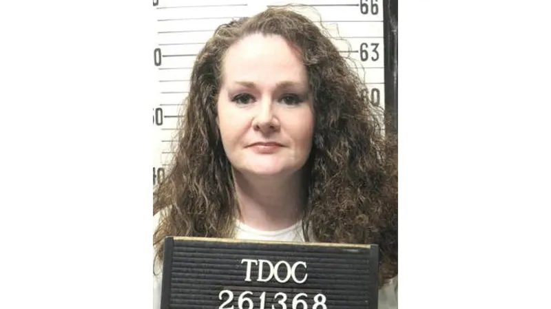 Tennessee governor halts executions after Christa Gail Pike survives lethal injection attempt