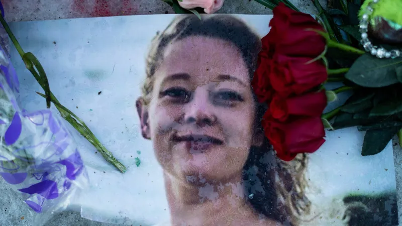 Renee Good's family files civil lawsuits against feds