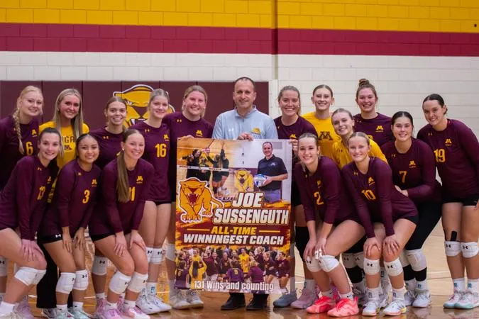 Coach Sussenguth Becomes Winningest Coach at UMM with Sweep Against North Central