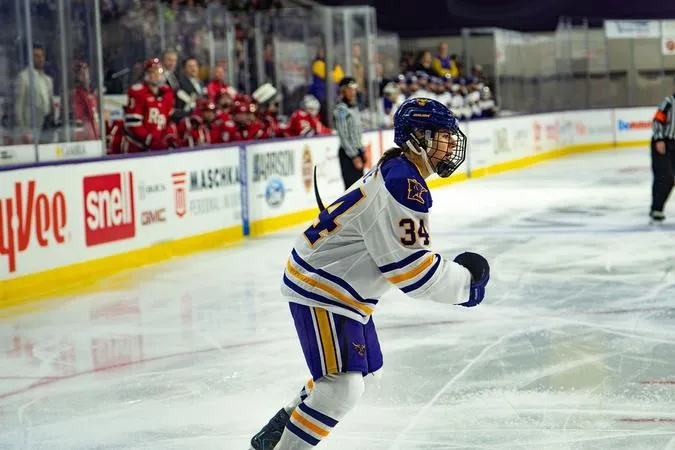 No. 15 Mavericks Battle But Lose Series Finale Against No. 13 Huskies 3-0