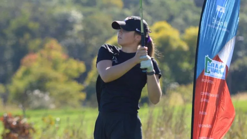 Golfers post strong second round at MIAC Championships
