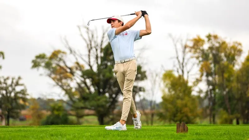 Johnnies Lead Twin Cities Classic After Round 1