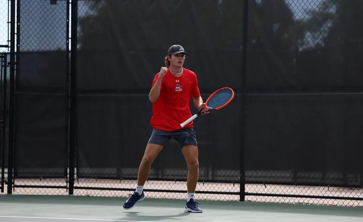 Schott Finishes in Third Round of ITAs