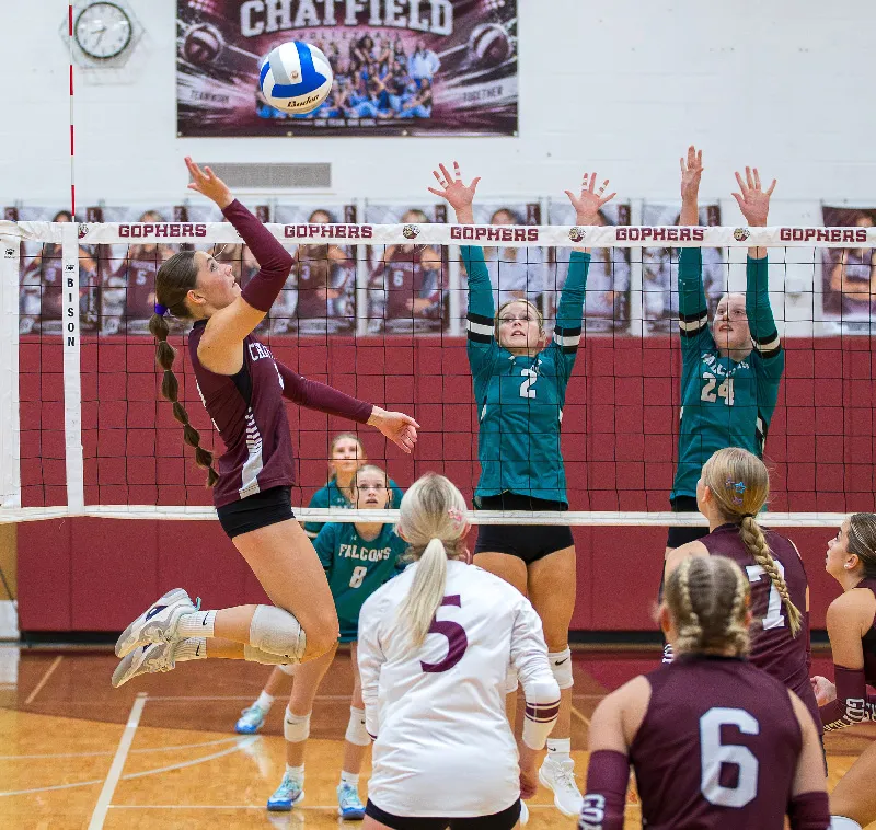 Volleyball: Falcons Notch League Wins, Continue to Lead TRC