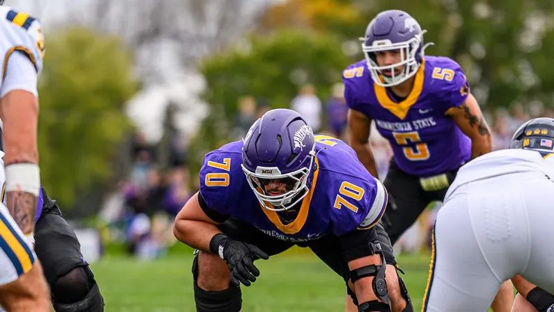 No. 5 Mavericks Head to Winona State for Saturday Afternoon Matchup