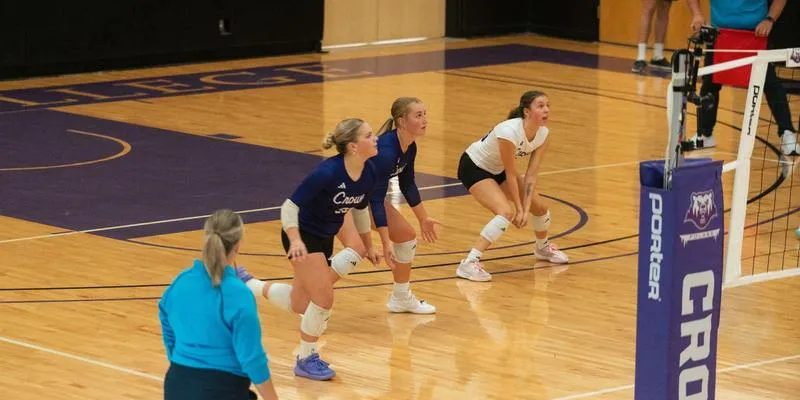 Freshman Trio Leads Polars in Road Match at Morris