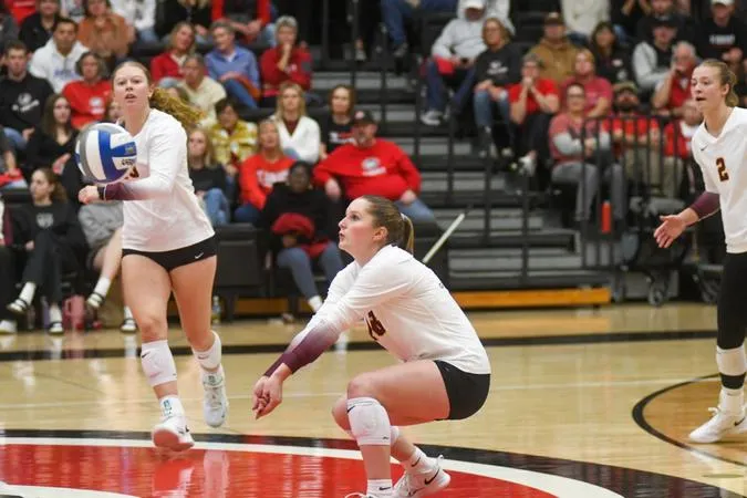 Golden Eagle Volleyball Hosts Winona State and Top-10 Concordia-St. Paul for Homecoming Weekend