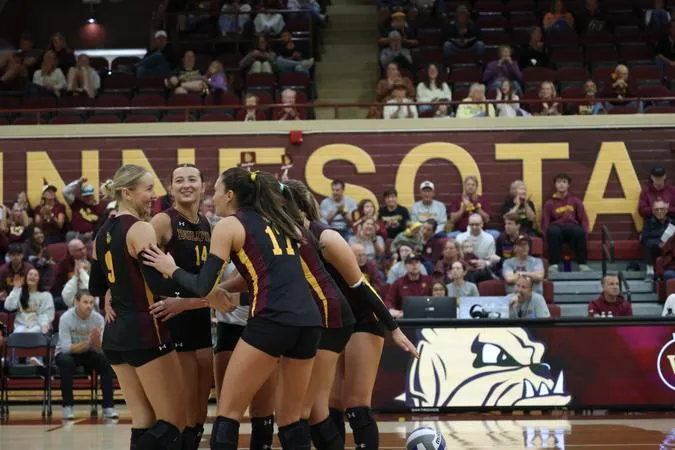 No. 14 Volleyball Welcomes Minnesota State, No. 16 St. Cloud State for Homecoming Weekend