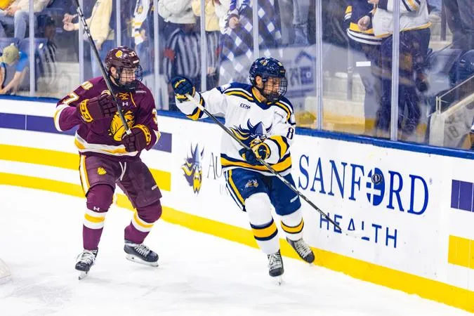 Augustana Upsets No. 5 Bulldogs in 4-3 in Overtime