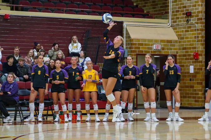 Mavericks Upset No. 14 Minnesota Duluth