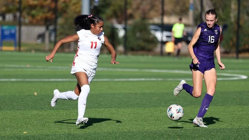 Women's Soccer Falls to Crown 1-0