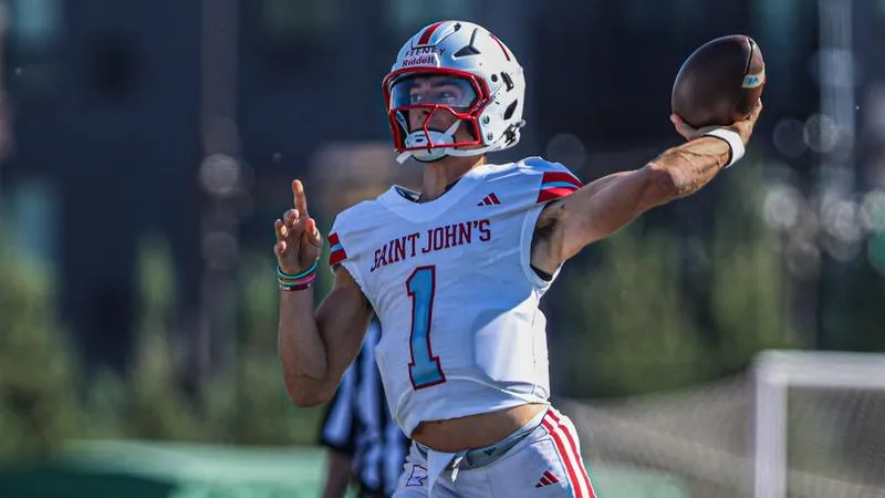 Feeney Has Record-Tying Day in 62-6 Win Over Macalester