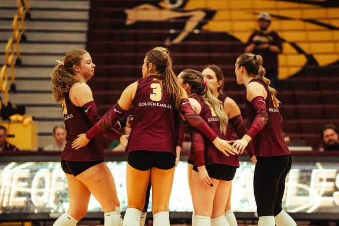 Minnesota Crookston Volleyball Swept by Concordia Saint Paul on Homecoming Saturday